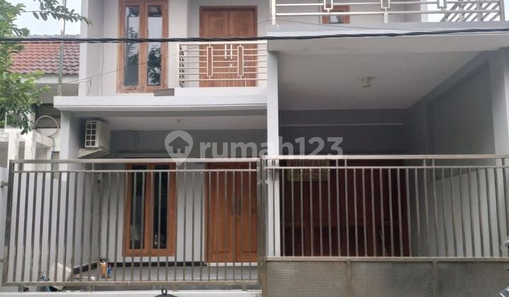 Dijual Rumah 2 Lantai Lokasi Palm Residence Sememi Barat Benowo