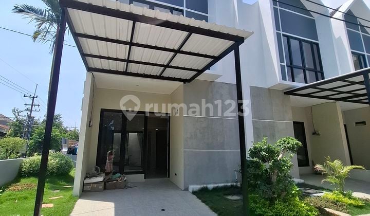 Rumah 2 Lantai Baru Lokasi Rungkut Asri Dekat Dengan Upn