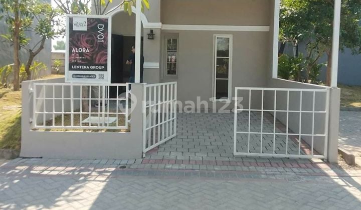 Rumah BARU dekat Dengan Menganti Row Jalan 12 m