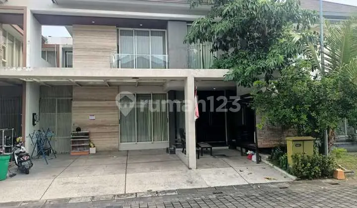 For Sale By Auction: House in Bukit Mas Tourism Area, Grand Palais Cluster, Wiyung, West Surabaya
