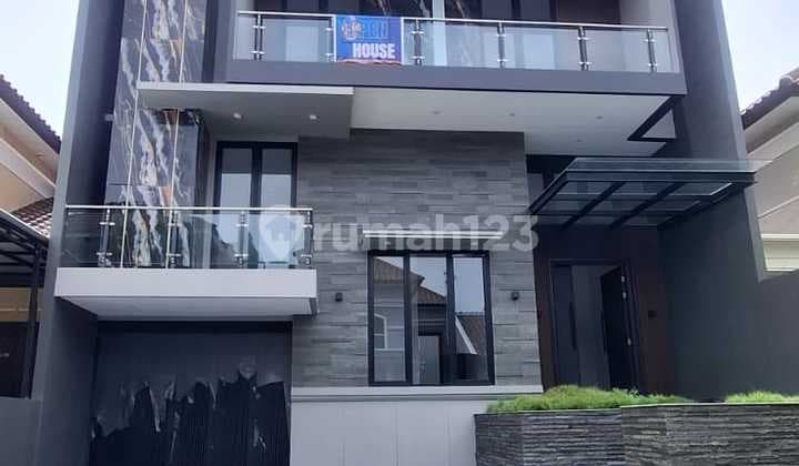 Dijual Rumah Mewah 2.5 LT Citraland Fullerton Surabaya Barat
