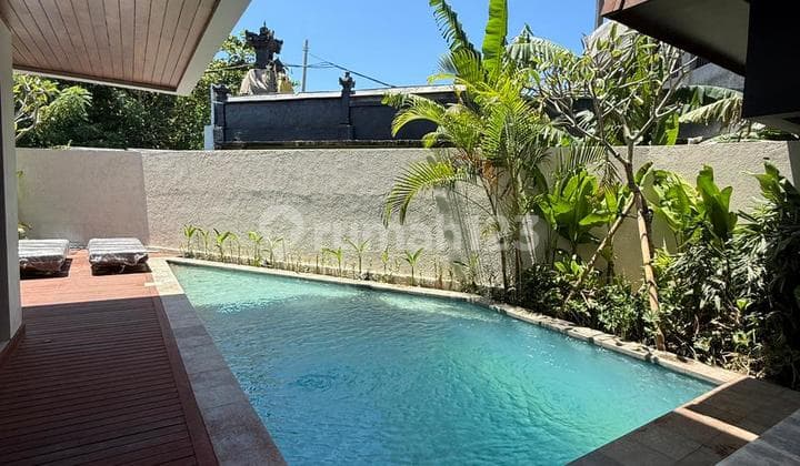 Dijual Villa di Lokasi Prime Batu Bolong Canggu Bali