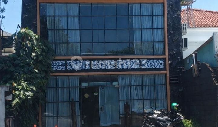 Dijual Ruko Lokasi Strategis di Kemang Raya Jakarta Selatan Dijual Ruko Lokasi Strategis di Kemang Raya Jakarta Selatan