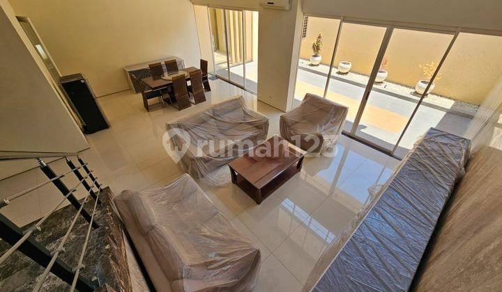 Dijual Rumah Mewah Royal Residence Lokasi Strategis Dekat Kampus,Mall,Toll