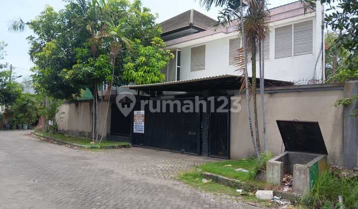 Dijual Via Lelang Rumah Tenggilis Permai Lokasi Strategis dan Komersial Area
