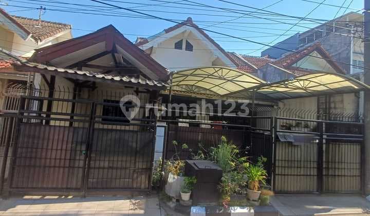 Dijual Via Lelang Rumah Dukuh Sutorejo Dekat Kampus dan Mall