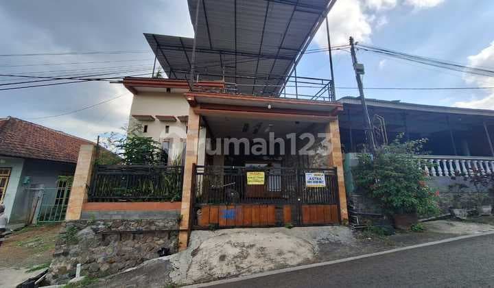 Dijual Via Lelang Rumah Batu Cocok untuk Hunian dan Investasi