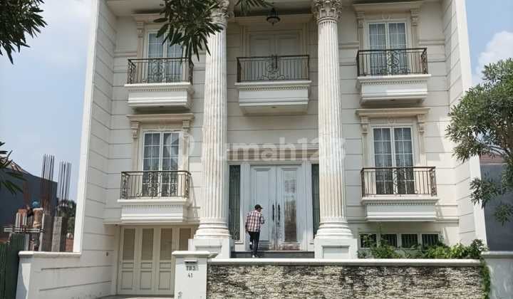 Dijual Via Lelang Rumah Citraland Cluster Raffles Garden