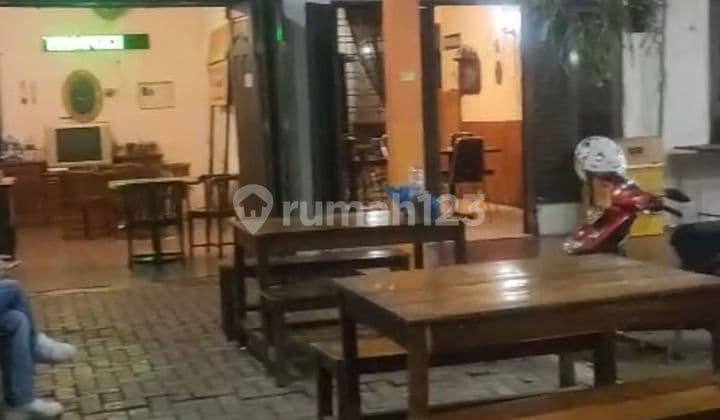 House or Land in Merr Very Strategic Location Suitable for Business