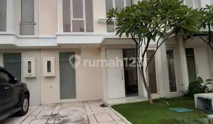 Harga Rugi! Rumah Minimalis 2 Lantai Di Grand Pakuwon Tandes Cluster Adelaide Semi Furnised