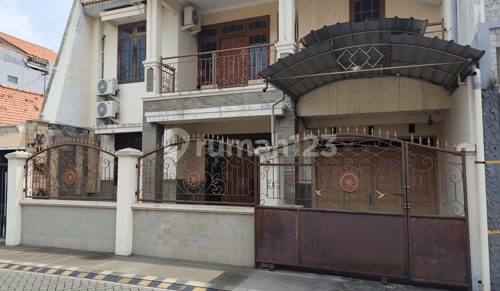 For Sale via Auction 170626 2-Story House Klampis Ngasem