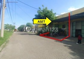 For Sale By Auction, Warehouse in Safe N Lock Warehouse Complex, Block Aj