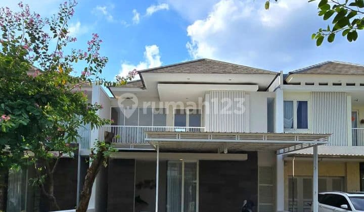 Dijual Rumah Full Furnished di Royal Residence Cluster depan, dekat Ivy school