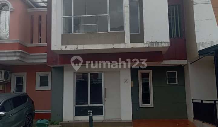 Rumah 2 Lantai 2+1 Kamar Tidur di Malibu Gading Serpong Semi Furnish