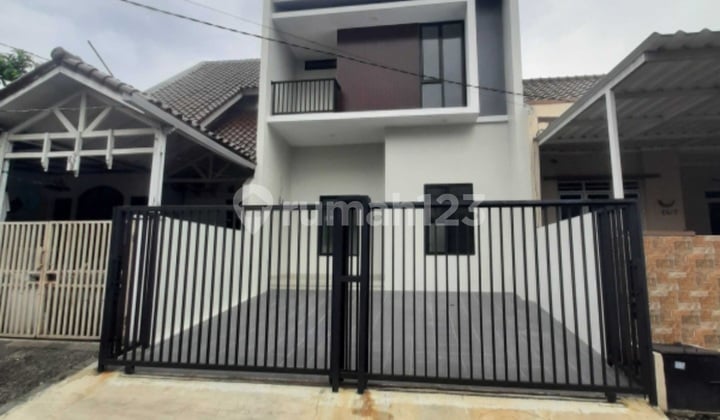 Rumah di Regency Melati Mas