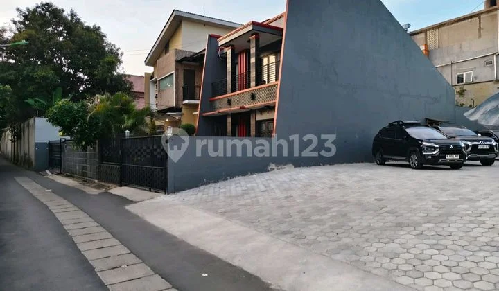 Land in Bintaro Land in Bintaro