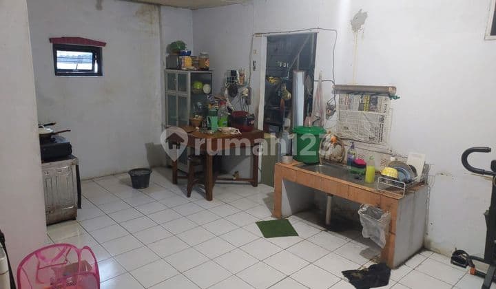 Rumah Strategis Di Area Glodok Hgb