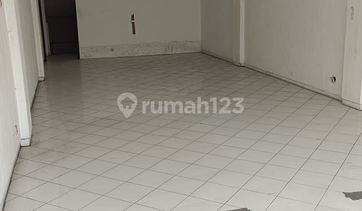 Ruko Gandeng Di Kemayoran, Harga Bersahabat