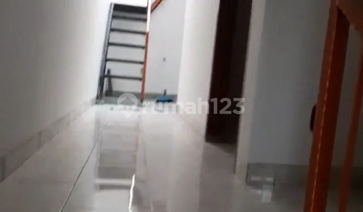 Rumah 2½ Lt Full Cor Beton. Harga Bersahabat