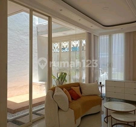 Rumah Cantik Furnished Grand Island Pakuwon City Surabaya Timur