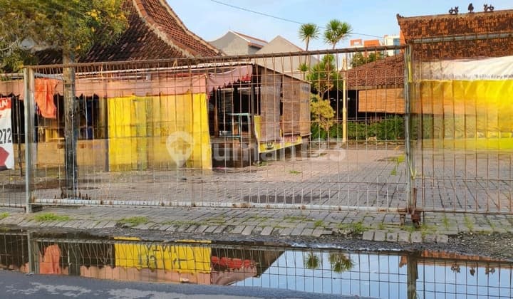 Komersial Tempat Usaha Cafe Kuliner Siwalankerto