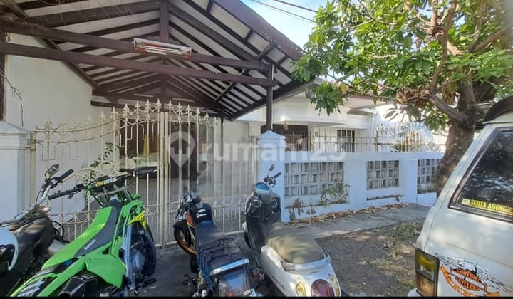 RUMAH BARUK UTARA 1 LANTAI SELANGKAH KE MERR