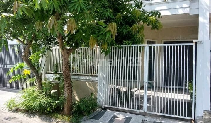 Rumah Villa Valensia Pakuwon City