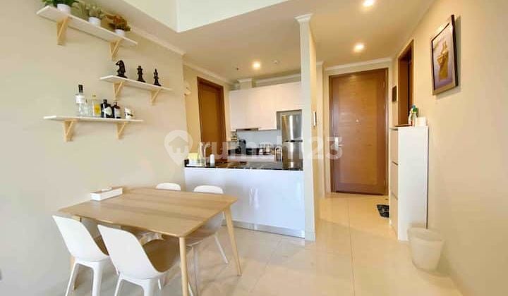 Apartemen Taman Anggrek Residence 2 Kamar Tidur Furnished Bagus