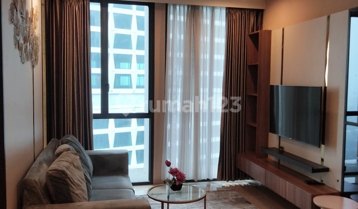 Sewa Apartemen Izzara Tower North 2 Kamar Tidur Furnished Bagus Lokasi Strategis