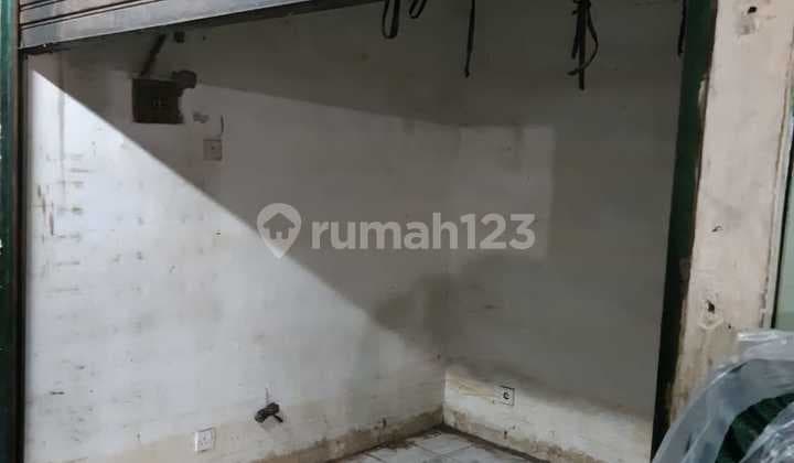 Shop Rental Glodok Jaya Next to Ltc Glodok Electronic Center