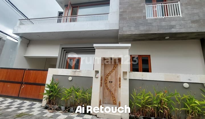 Rumah Gress Modern Dalam Komplek Dekat ke Sanur & Living World