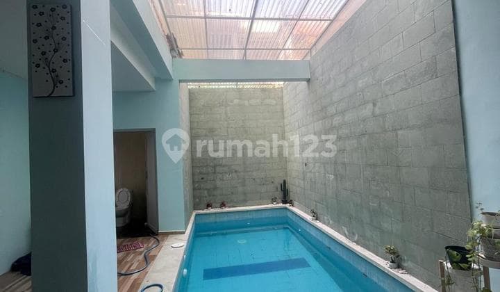 Modern Semi Villa House With View In Central Ungasan