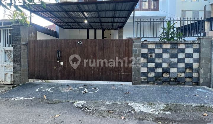 Rumah Semi Villa di Renon Siap Huni Garasi bisa Dua Mobil