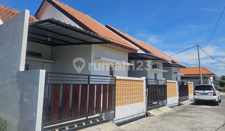 Rumah Minimalis Bangunan Baru Siap Huni di Renon Dekat Fasum