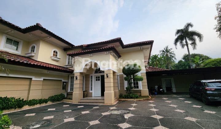 Taman Golf Lippo Karawaci Central Tangerang