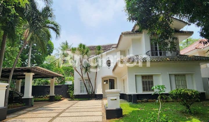 Taman Golf Lippo Karawaci Tangerang