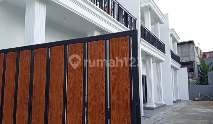 Rumah 2 Lantai Ciracas Jakarta Timur