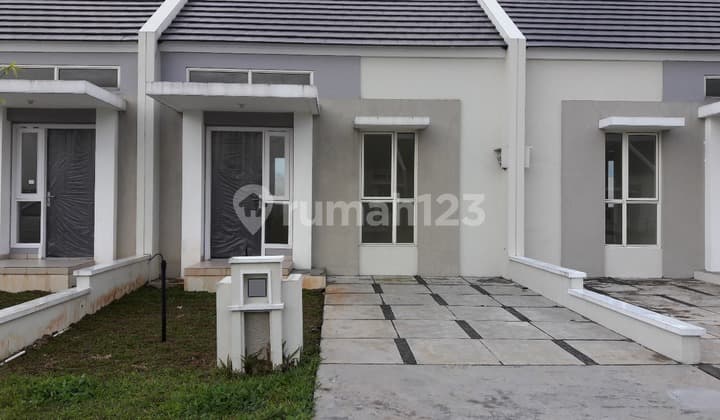 Nice House in Dhana Suvarna Sutera Cluster, Tangerang