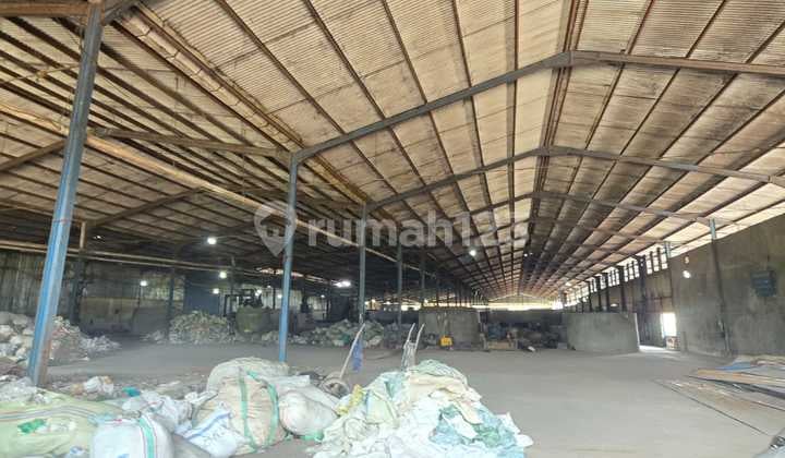 Land + Warehouse for Sale with Employee Mess in Karang Anyar Kemiri, Tangerang