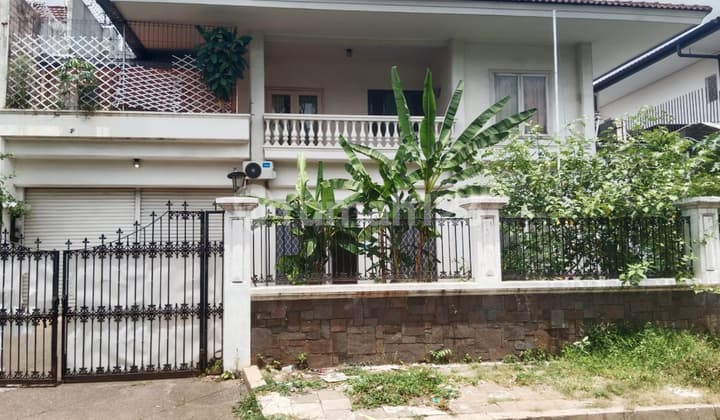 Strategic Luxury House in Permata Hijau, South Jakarta