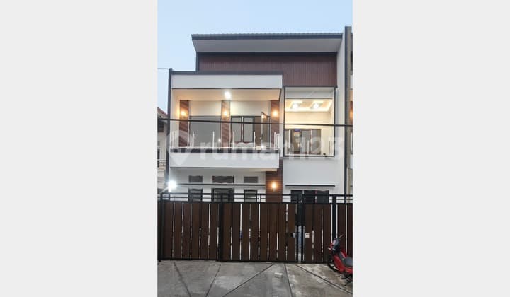 Rumah Baru Siap Modern Minimalis di Nusa Loka Bsd