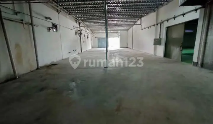 Tanah +Bangunan Ex Pabrik Kawasan Industri di Pasar Kemis, Tangerang