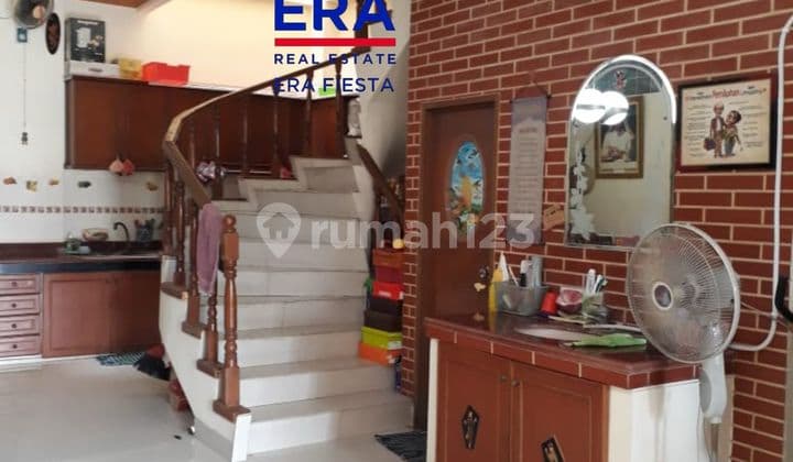 Rumah Bagus Murah 3 Lantai Taman Semanan Indah Siap Huni Lokasi Strategis