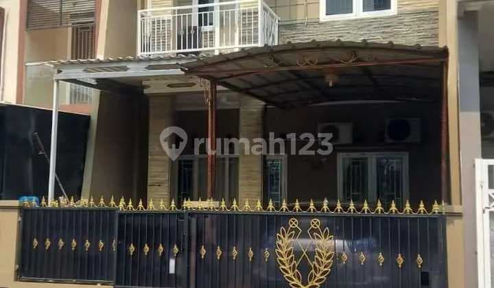 Rumah Metland Puri 3 Lantai Siap Huni Lokasi Strategis