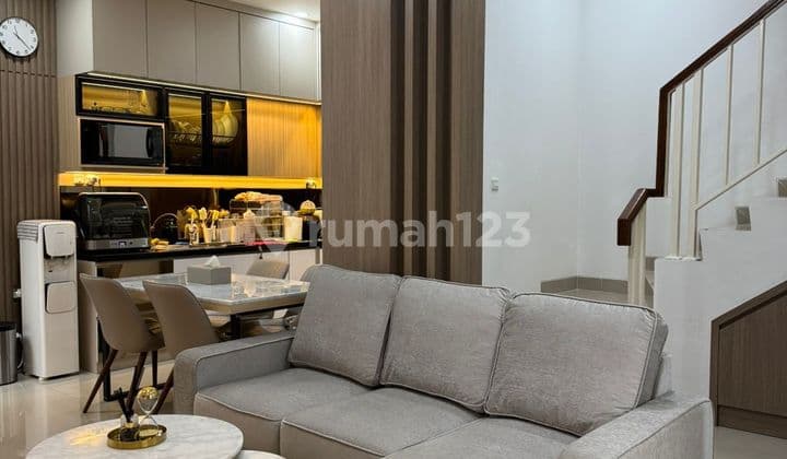 Rumah Cantik Metland Puri Siap Huni Lokasi Strategis