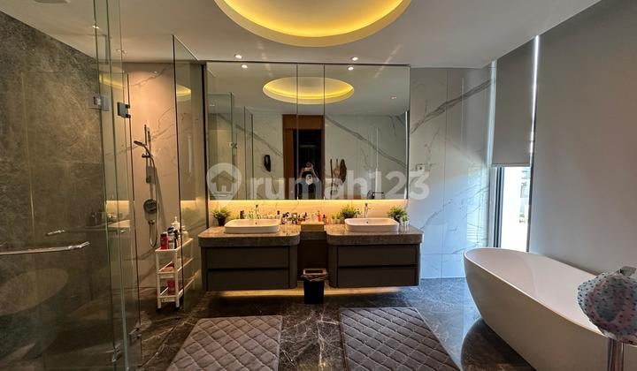 Rumah Bagus Lyndon BSD Siap Huni Lokasi Strategis