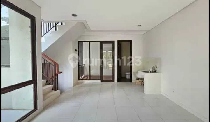 Rumah BSD Cluster Whelford Siap Huni Aman dan Nyaman