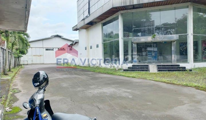 Disewakan Ruang Usaha + Gudang Lokasi Strategis Poros Blimbing, Akses Kendaraan Besar, Dekat Exit Tol Singosari.