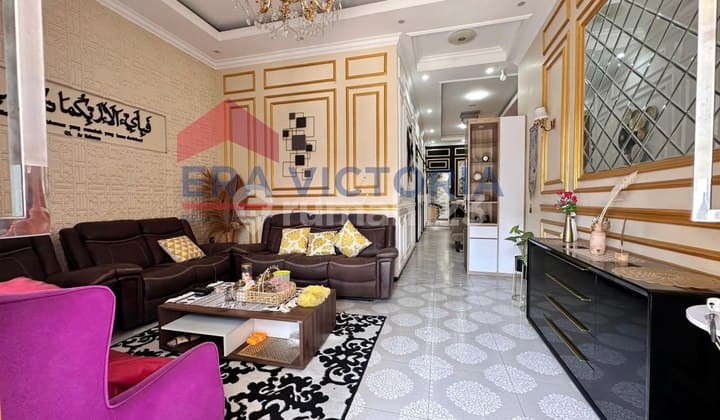 Rumah Area Blimbing Kondisi Istimewa Terdapat Rooftop Furnished Dekat Araya, Rs Persada, Kantor Imigrasi & Akses ke Bandara, Exit Tol.