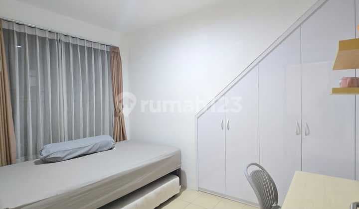 Townhouse Full Furnished Lippo Barat Dekat UPH & RS Siloam